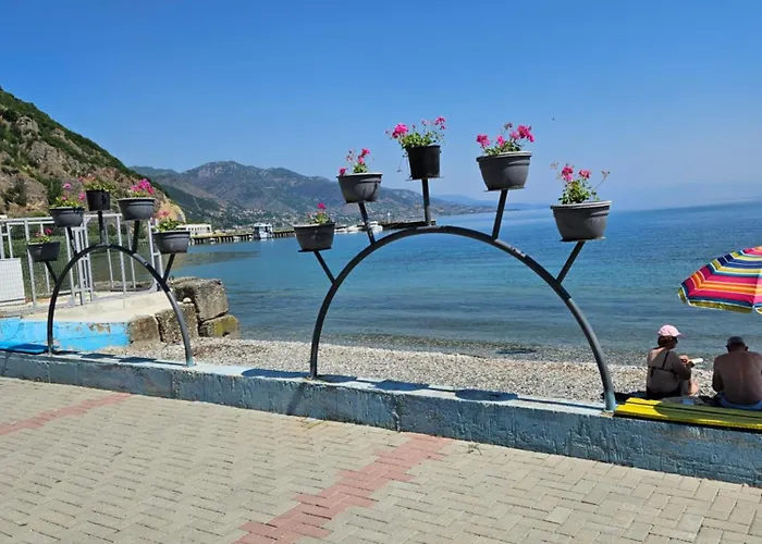 Pensionat Vako For Rent Pogradec